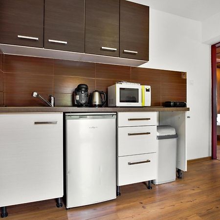 Apartman Ruzak Ruzova Exteriör bild