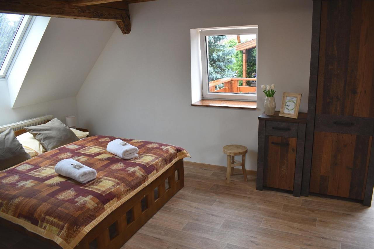 Apartman Ruzak Ruzova Exteriör bild