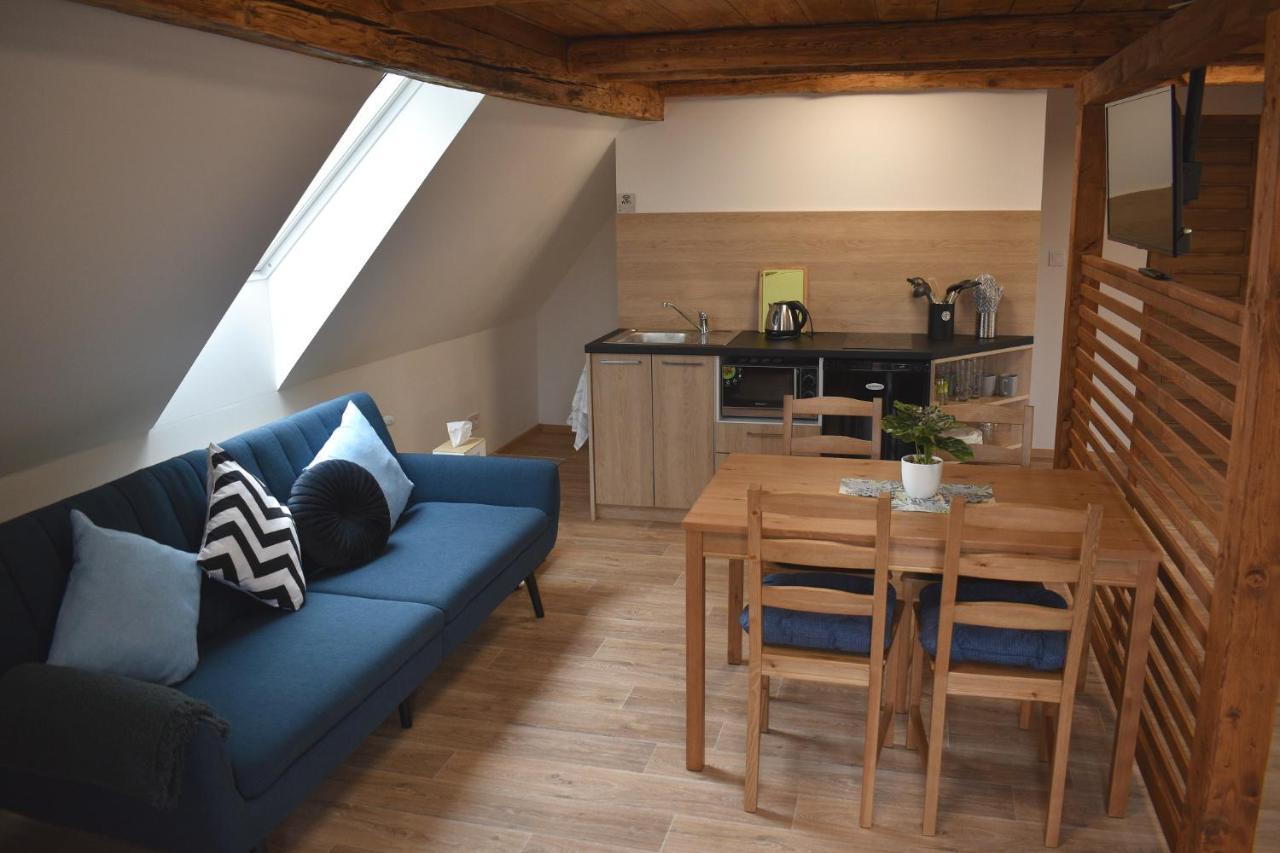 Apartman Ruzak Ruzova Exteriör bild