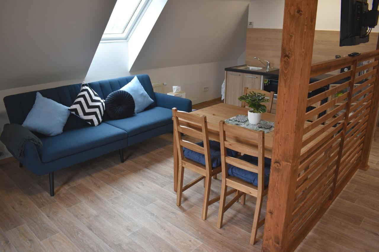 Apartman Ruzak Ruzova Exteriör bild